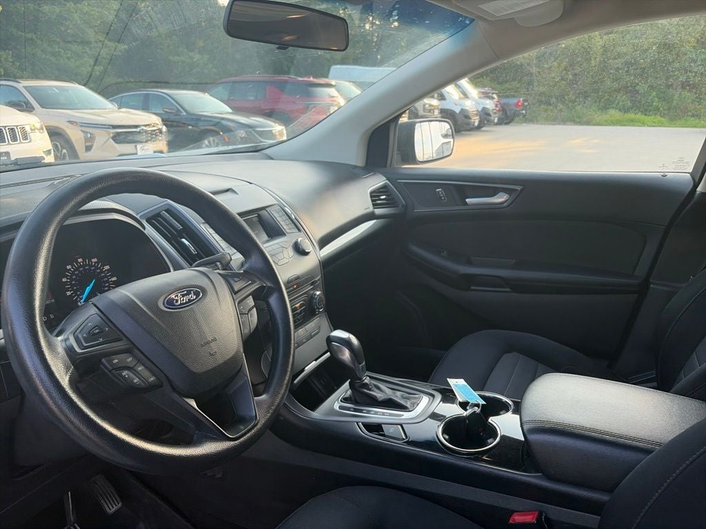 2018 Ford Edge SE