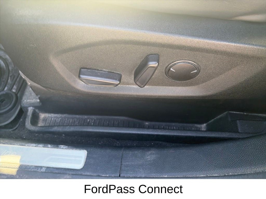 2022 Ford Edge ST Line