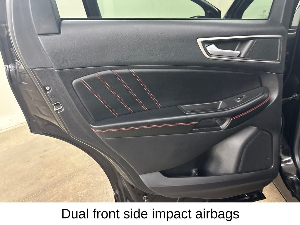 2022 Ford Edge ST Line
