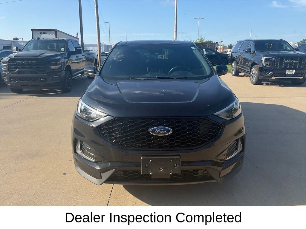 2022 Ford Edge ST Line