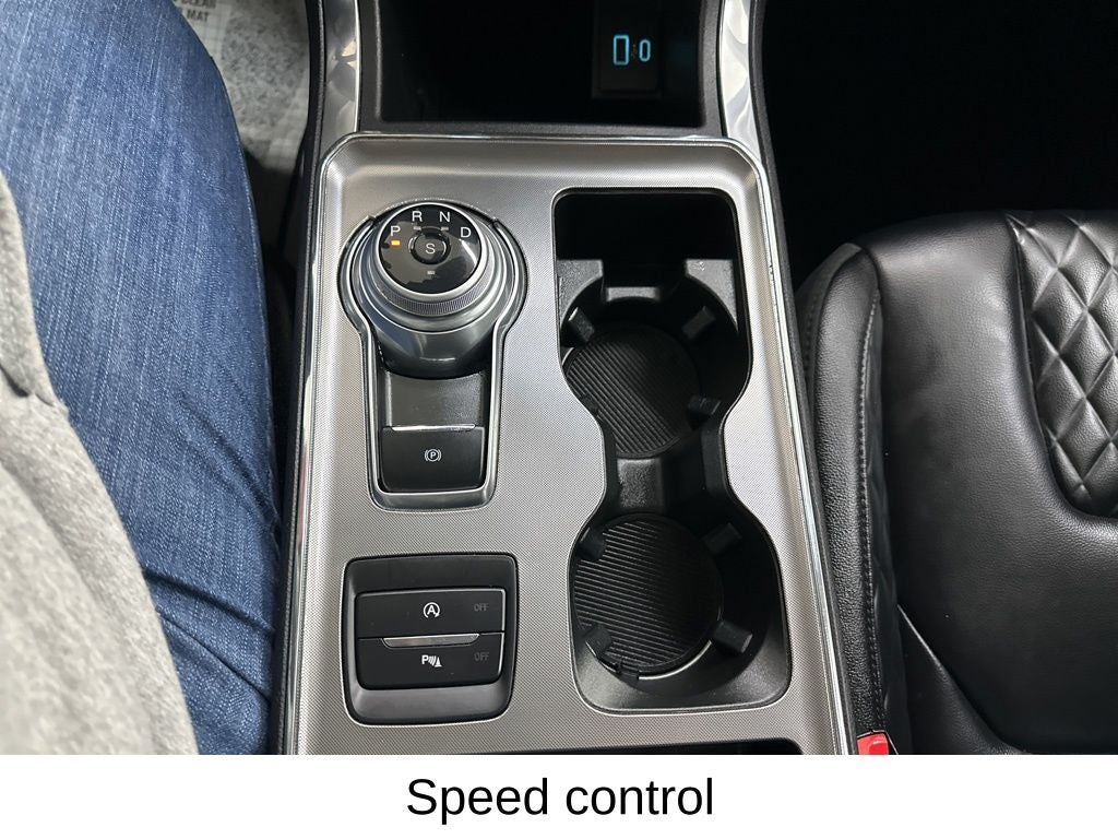 2024 Ford Edge Titanium