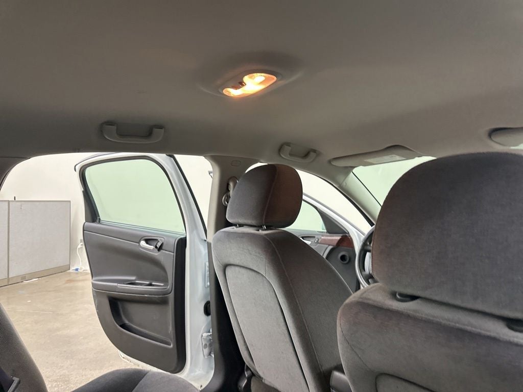 2011 Chevrolet Impala LS