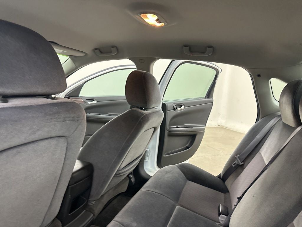 2011 Chevrolet Impala LS