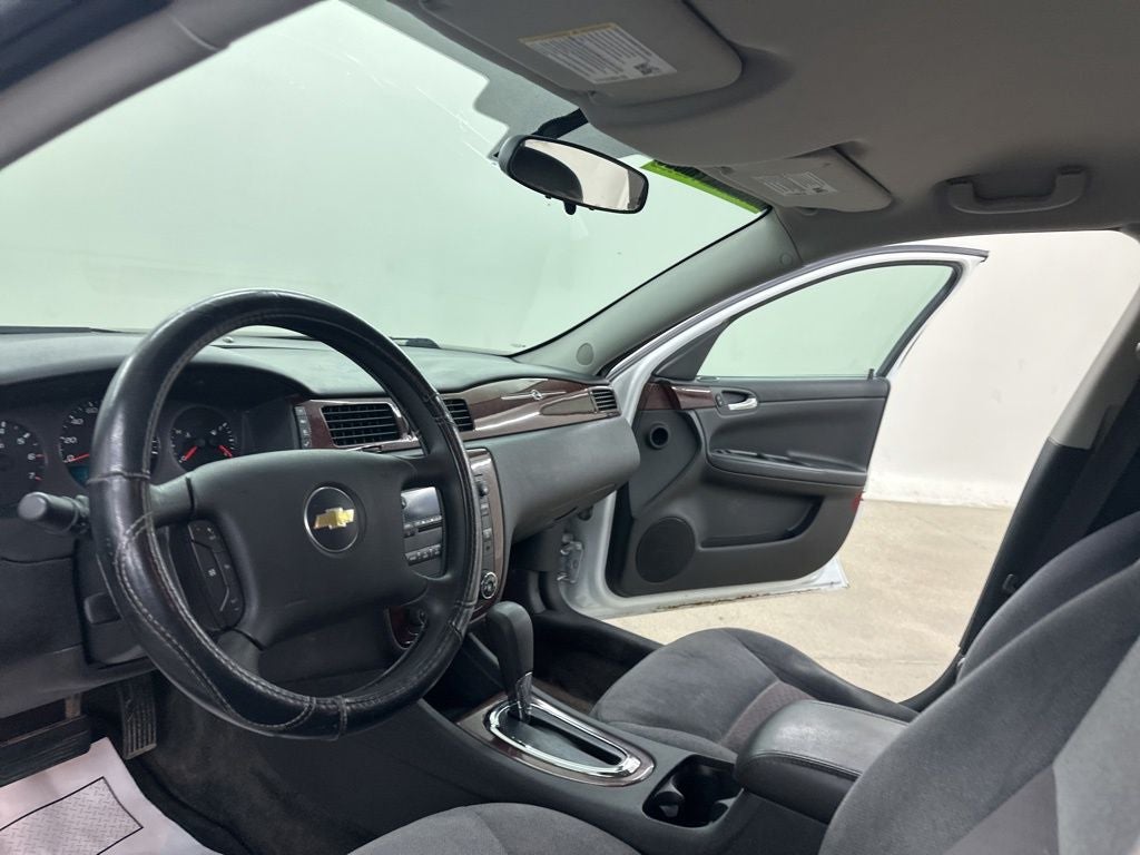2011 Chevrolet Impala LS