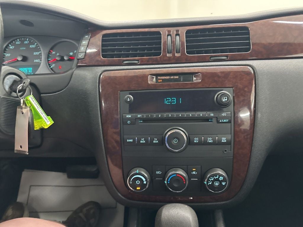 2011 Chevrolet Impala LS