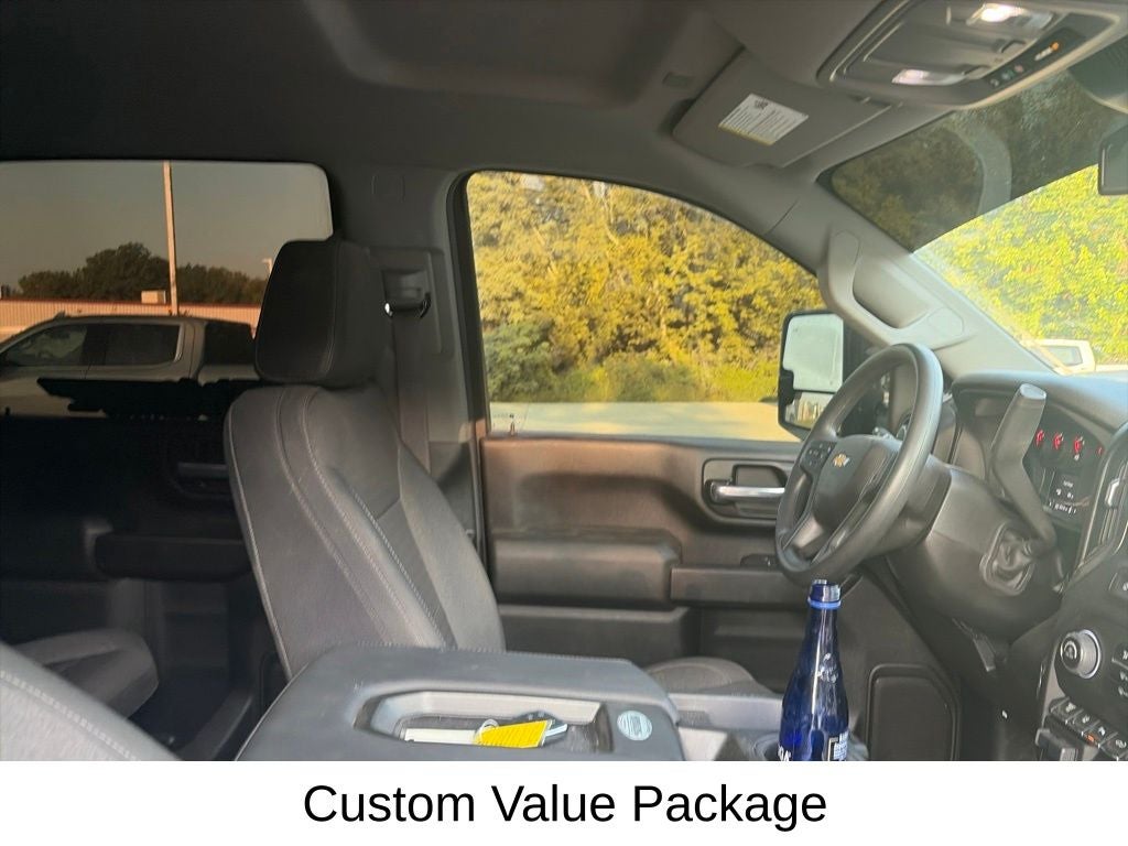 2025 Chevrolet Silverado 2500HD Custom
