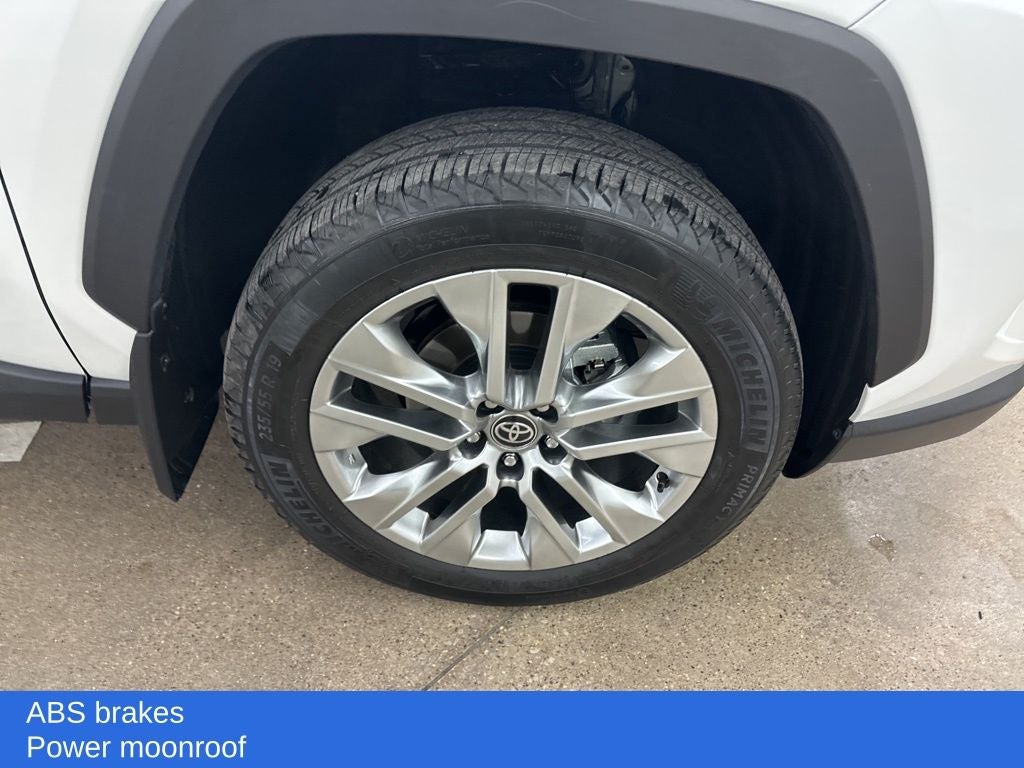 2025 Toyota RAV4 XLE Premium