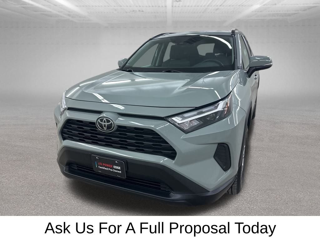 2023 Toyota RAV4 XLE