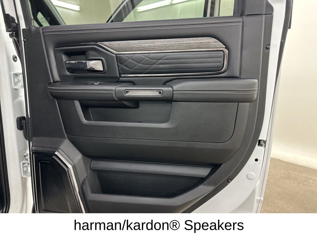 2025 RAM 2500 Limited