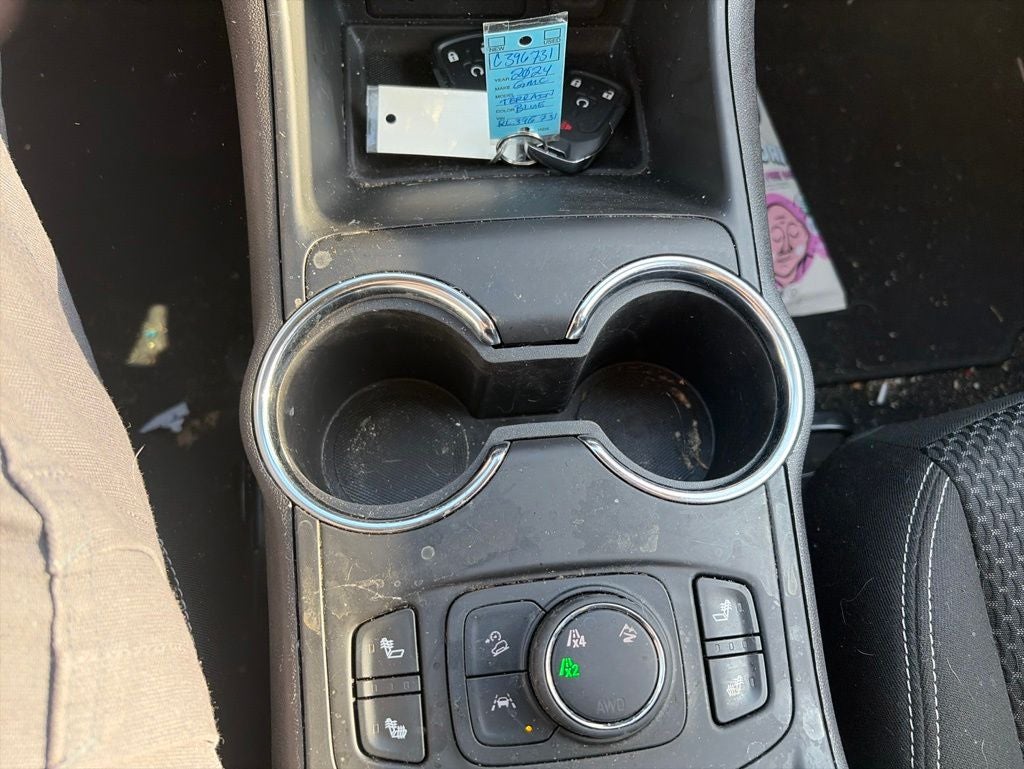 2024 GMC Terrain SLE