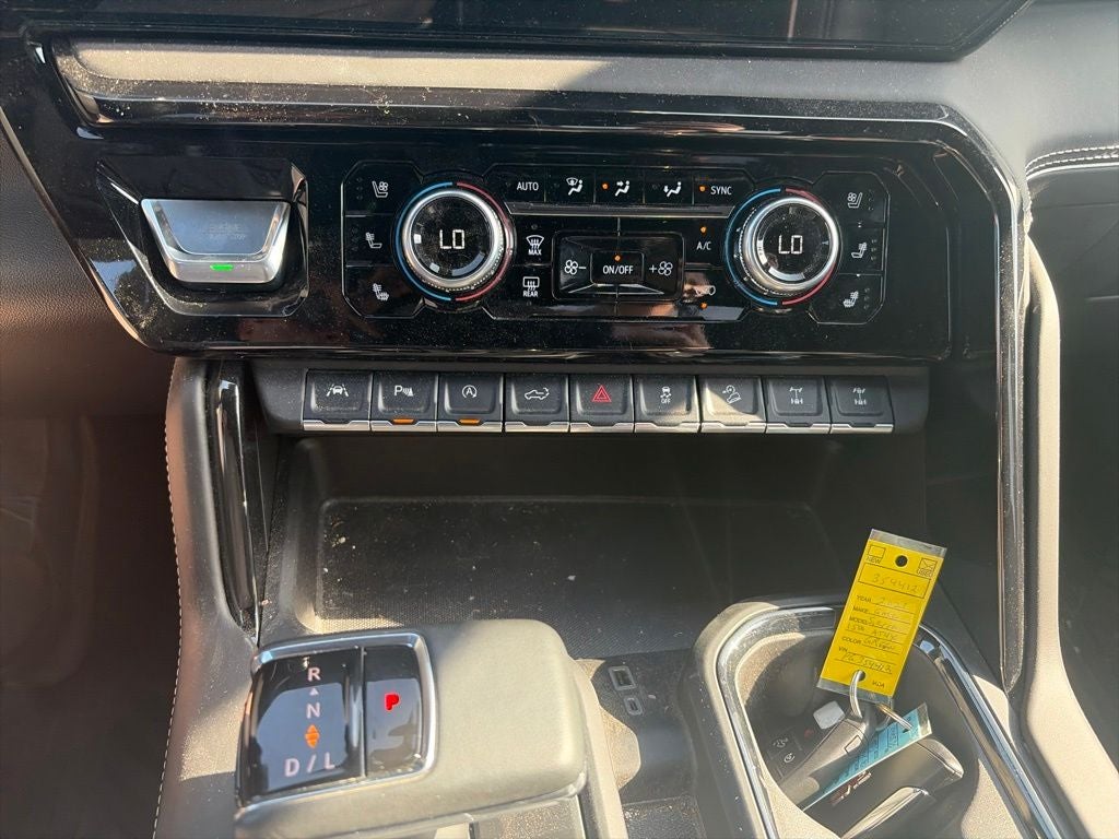 2023 GMC Sierra 1500 AT4X