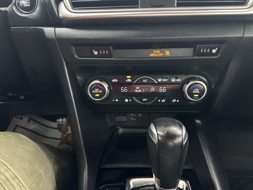 2017 Mazda Mazda3 Touring