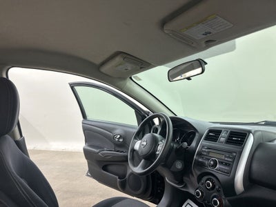 2014 Nissan Versa 1.6 SV
