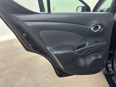 2014 Nissan Versa 1.6 SV