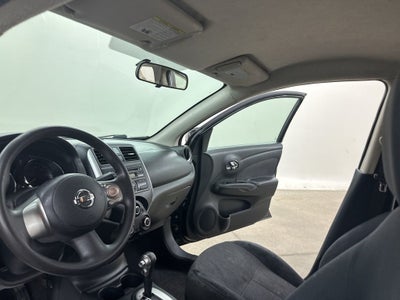 2014 Nissan Versa 1.6 SV