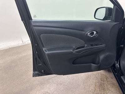 2014 Nissan Versa 1.6 SV