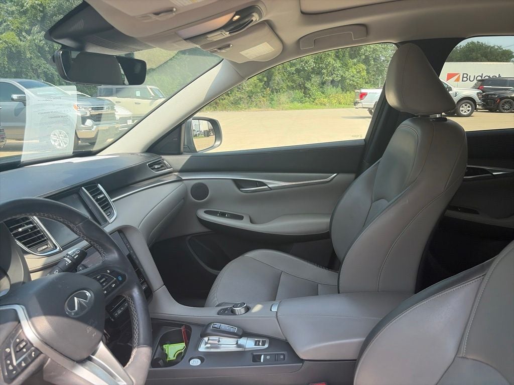 2024 INFINITI QX50 LUXE