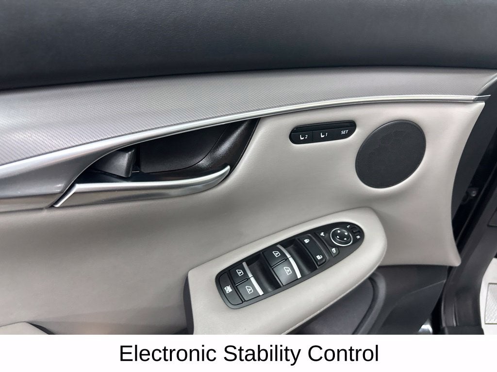 2024 INFINITI QX50 LUXE