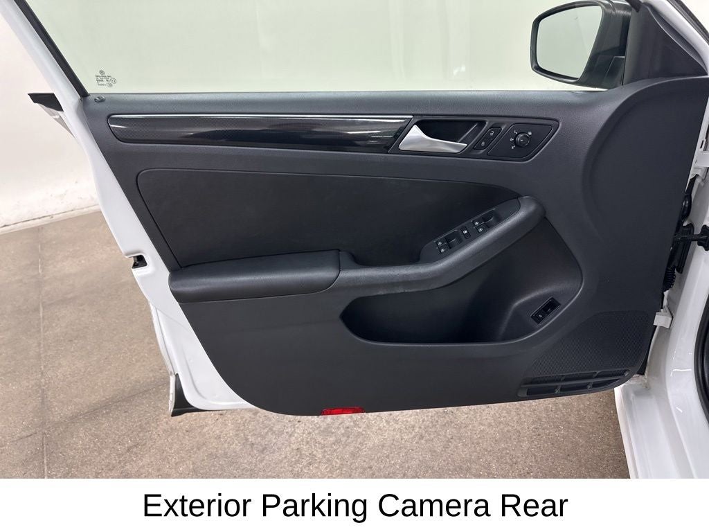 2015 Volkswagen Jetta 1.8T Sport