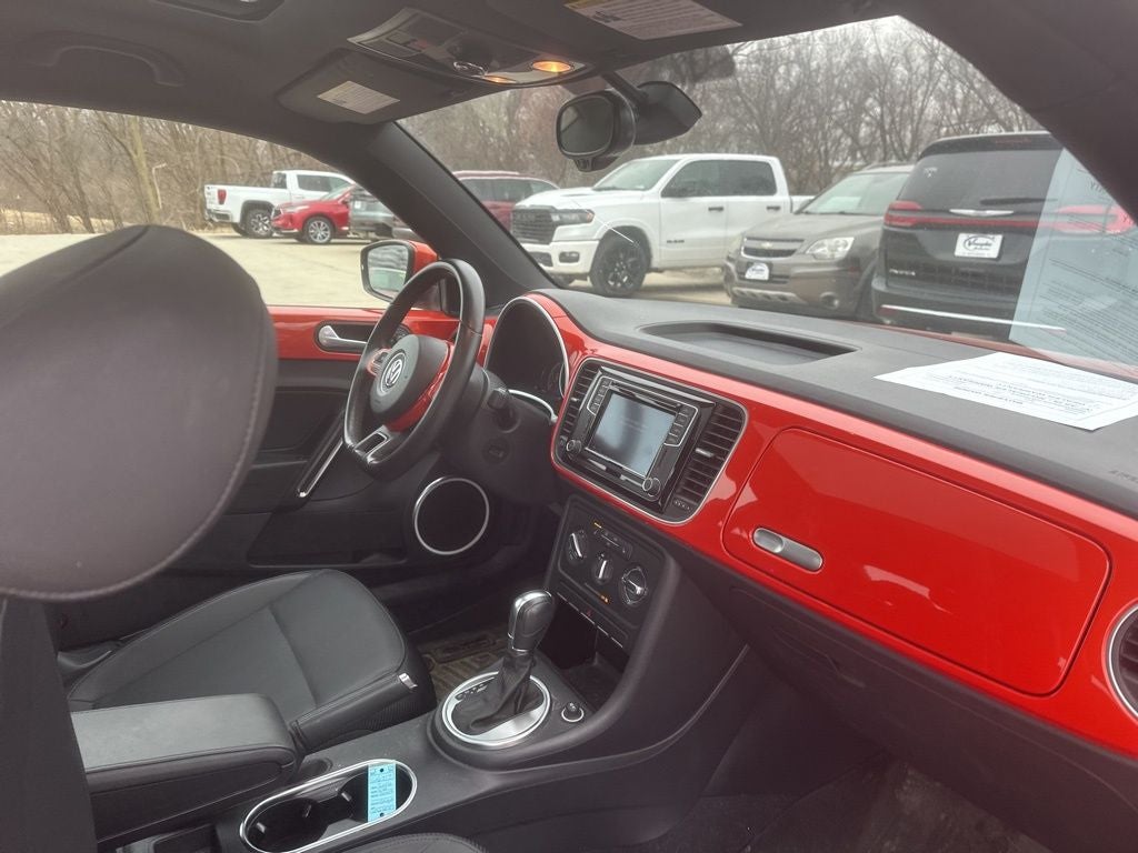 2016 Volkswagen Beetle Base