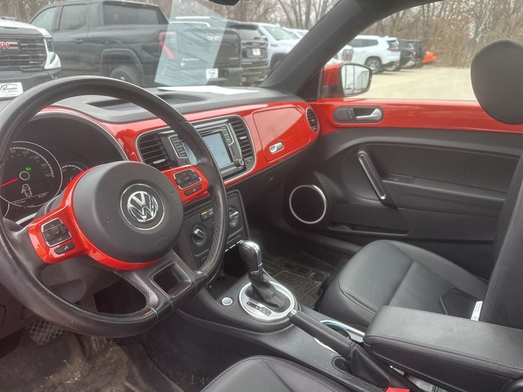 2016 Volkswagen Beetle Base