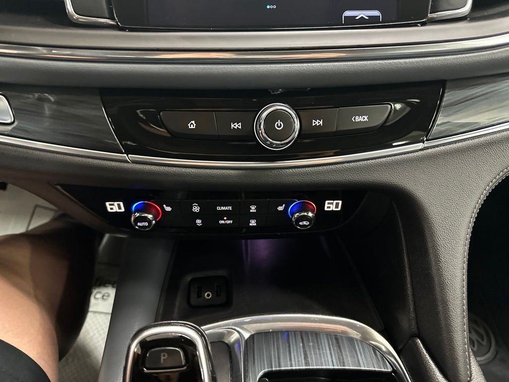 2018 Buick Enclave Essence