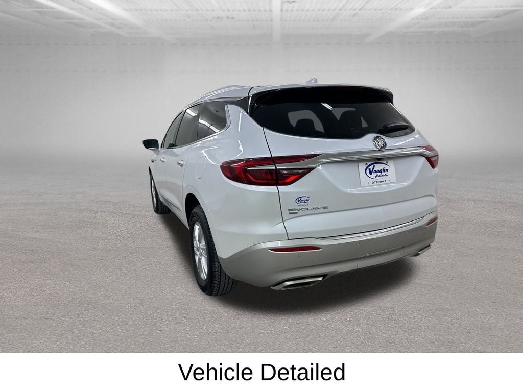 2021 Buick Enclave Essence
