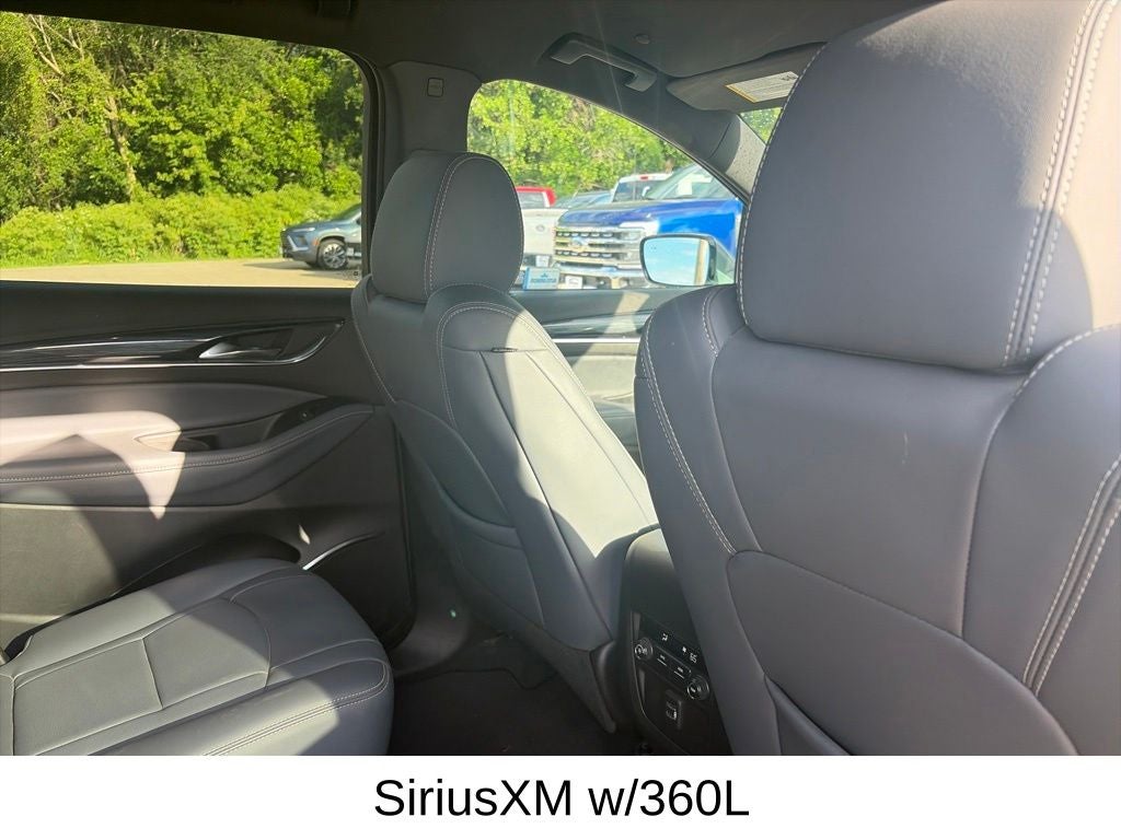 2024 Buick Enclave Essence