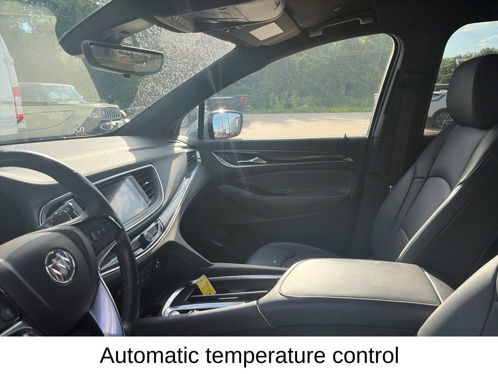 2024 Buick Enclave Essence
