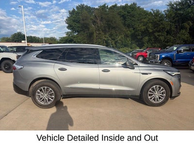 2024 Buick Enclave Essence