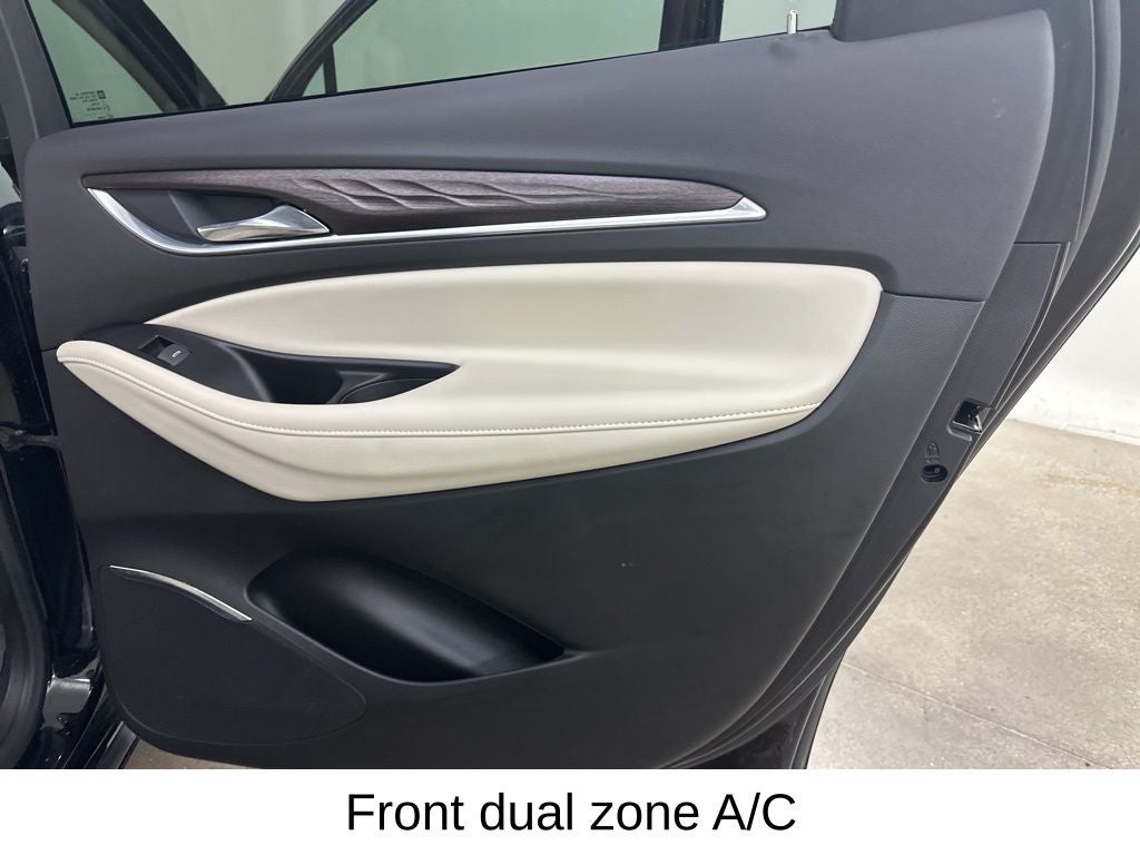 2023 Buick Enclave Avenir - Photo 24