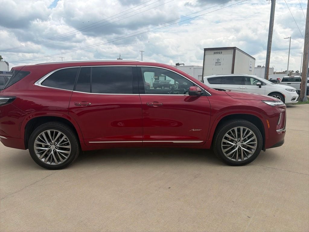 2025 Buick Enclave Avenir