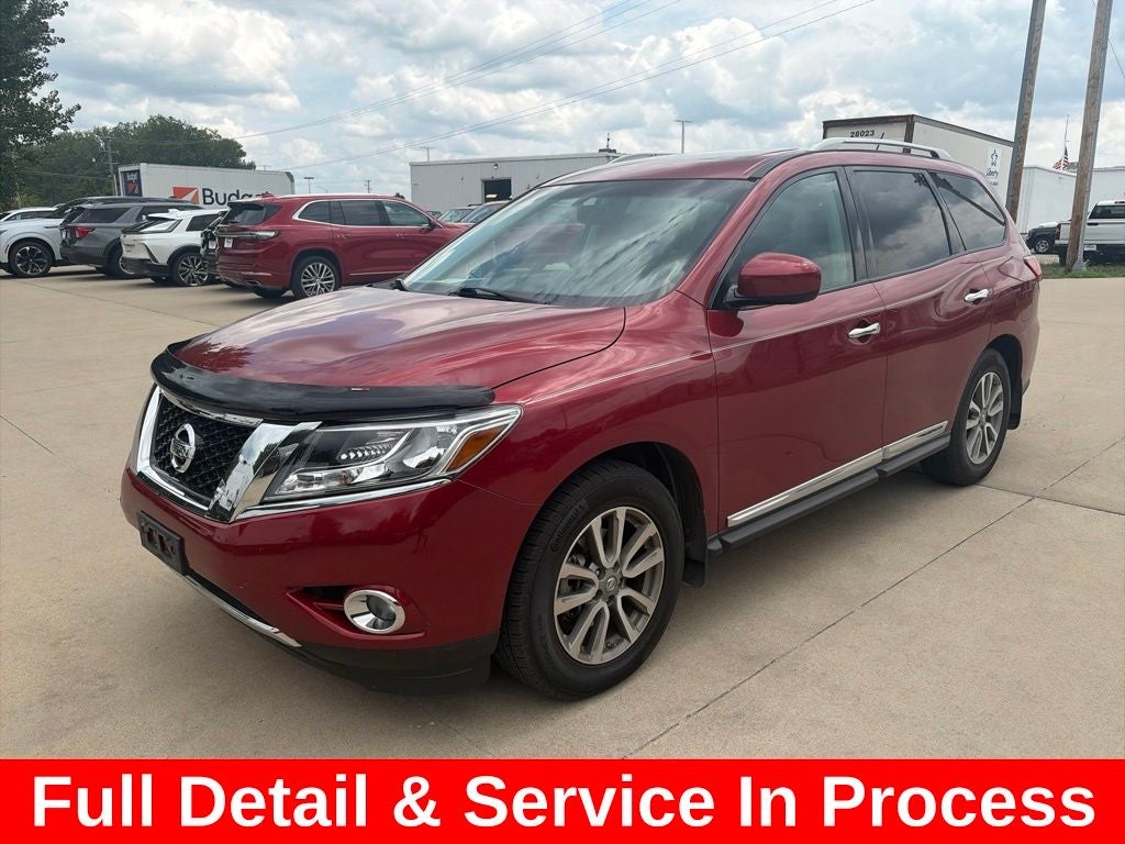 2016 Nissan Pathfinder SL