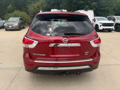 2016 Nissan Pathfinder SL