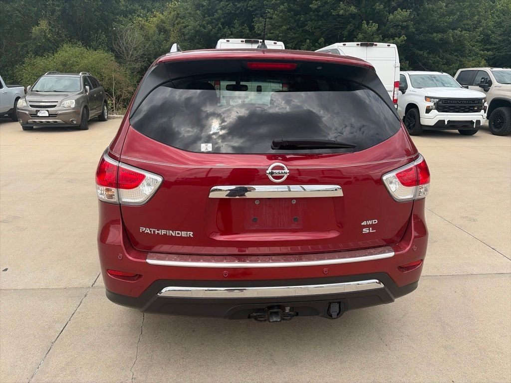 2016 Nissan Pathfinder SL