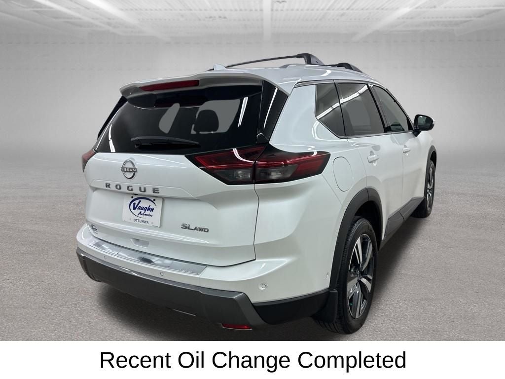 2024 Nissan Rogue SL