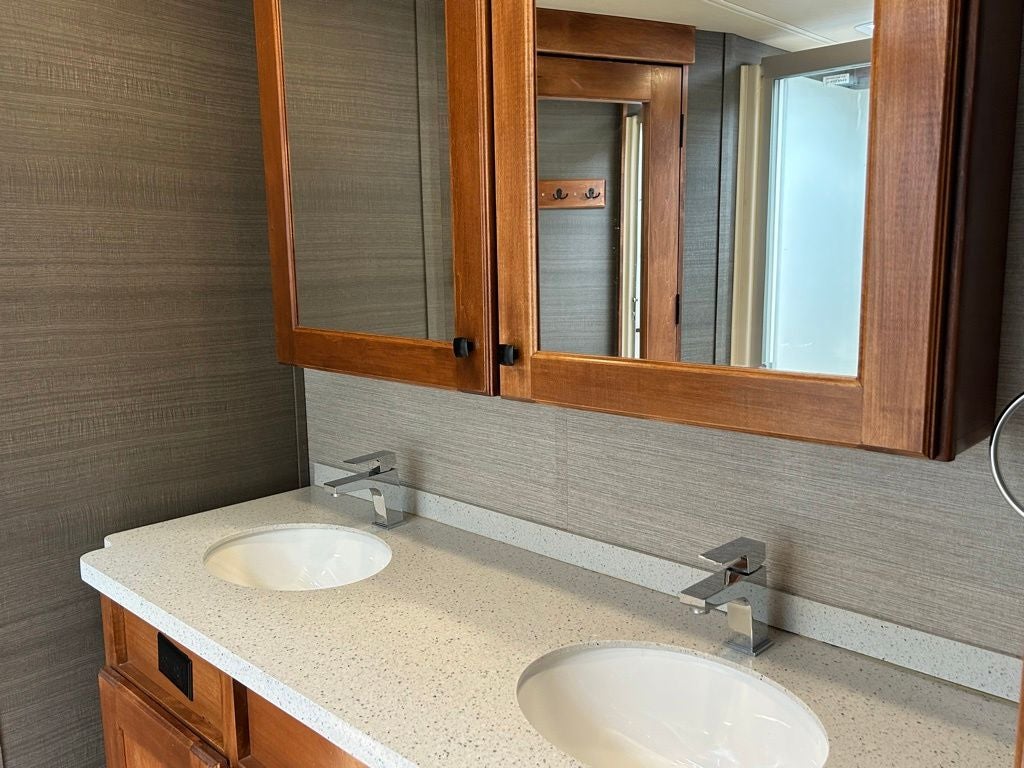2022 Vanleigh M-369FB Vilano Series Fifth Wheel