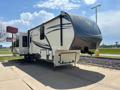 2022 Vanleigh M-369FB Vilano Series Fifth Wheel