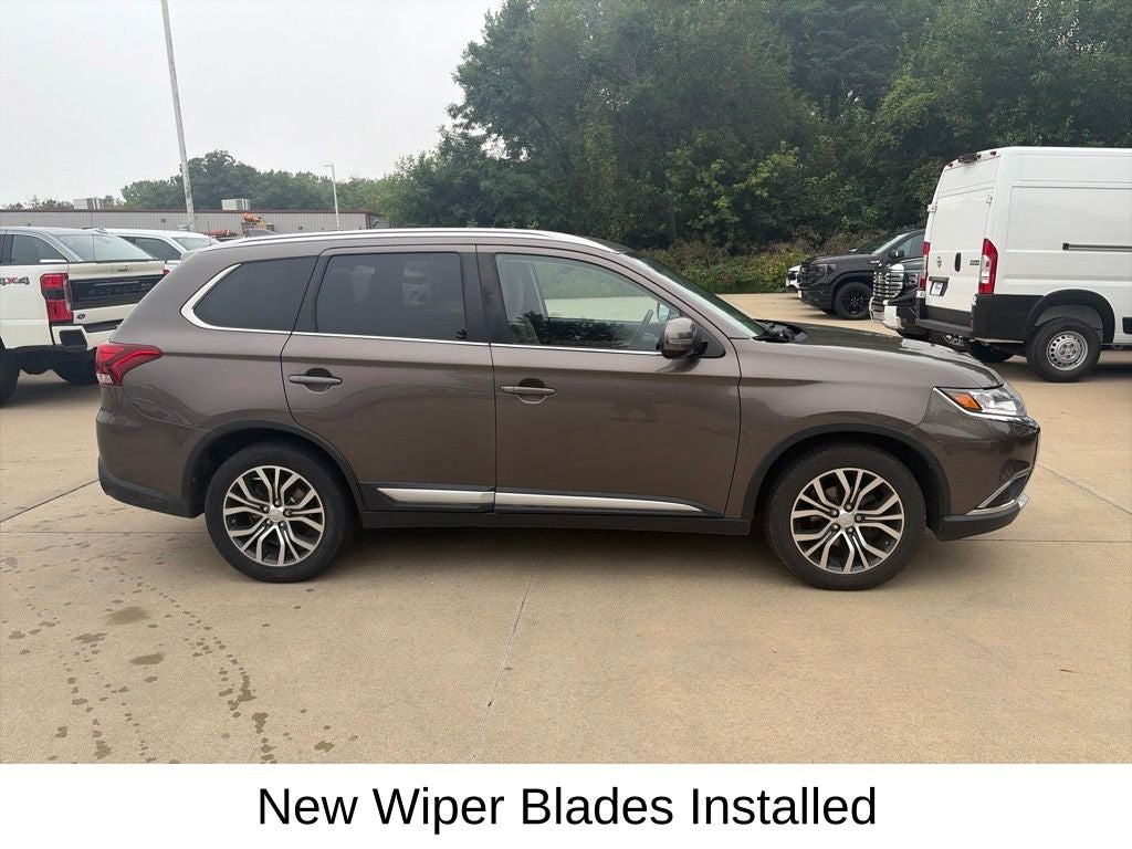 2017 Mitsubishi Outlander SEL