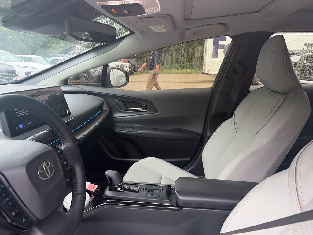 2024 Toyota Prius XLE