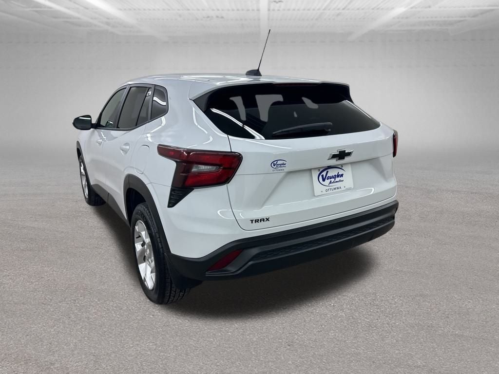 2025 Chevrolet Trax LS