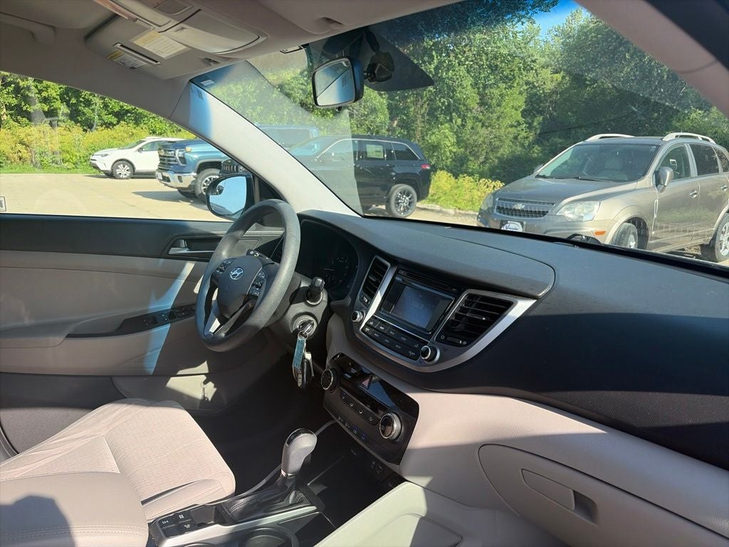 2016 Hyundai Tucson SE