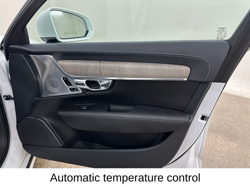 2024 Volvo S90 Recharge Plug-In Hybrid Ultimate