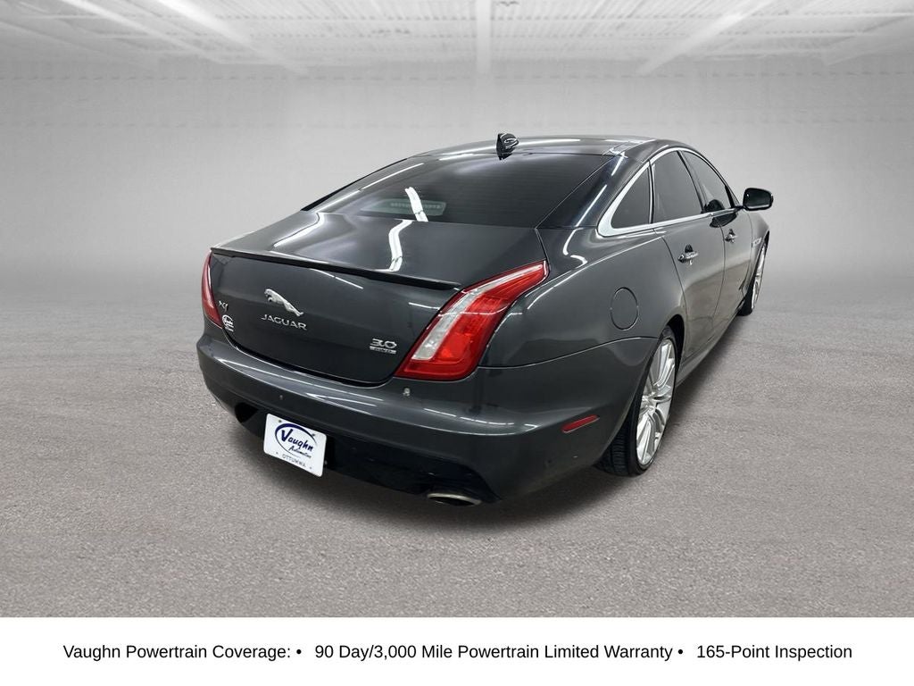 2016 Jaguar XJ R-Sport