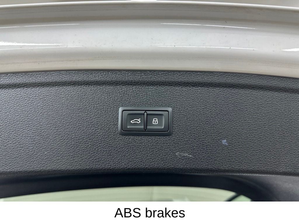 2020 Audi SQ5 3.0T Premium Plus quattro