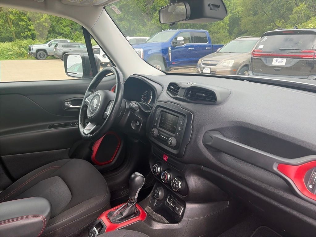 2016 Jeep Renegade Trailhawk