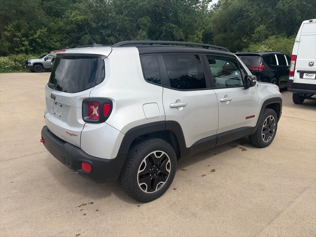 2016 Jeep Renegade Trailhawk